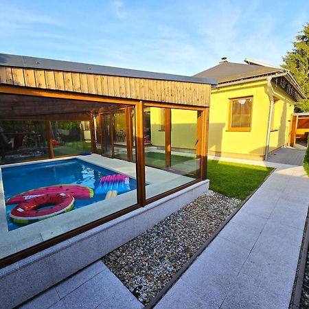 Vila Max - Whirlpool & Bazen & Sauna Velke Losiny Ngoại thất bức ảnh