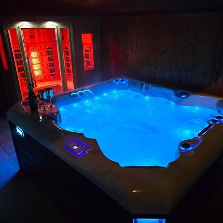 Vila Max - Whirlpool & Bazen & Sauna Velke Losiny Ngoại thất bức ảnh