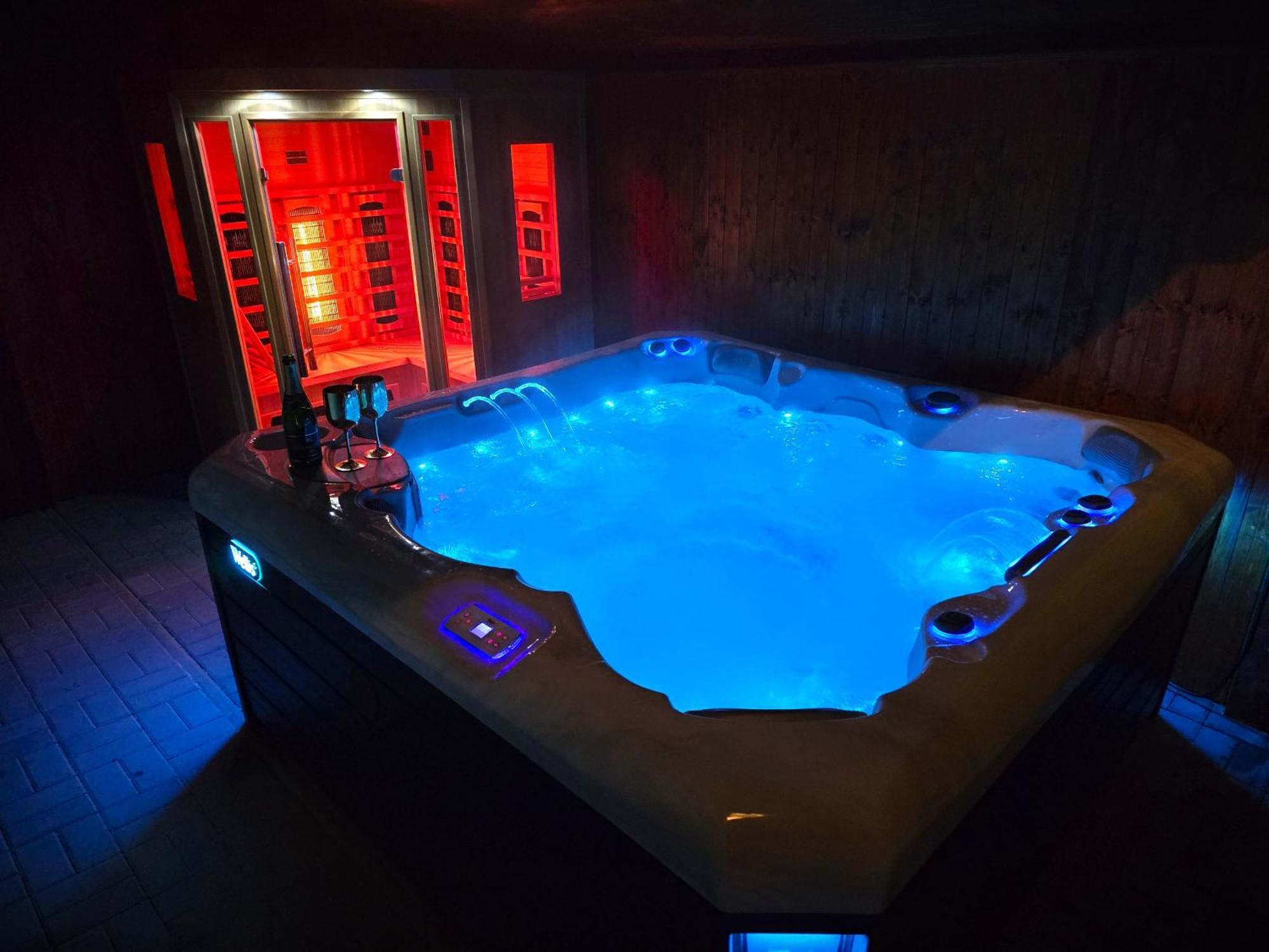 Vila Max - Whirlpool & Bazen & Sauna Velke Losiny Ngoại thất bức ảnh